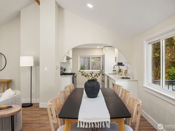 3521 NE 92nd Street, Seattle WA 98115