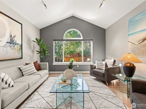 14033 282nd Lane NE, Duvall WA 98019