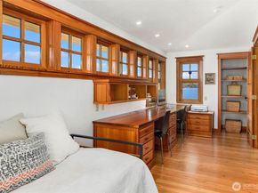 14010 SW Bates Rd., Vashon WA 98070