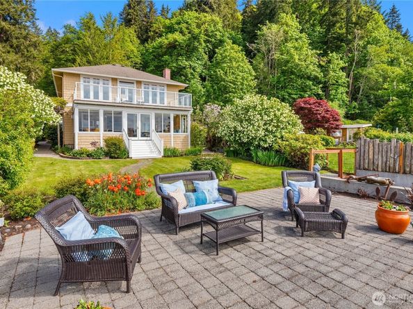 14010 SW Bates Rd., Vashon WA 98070