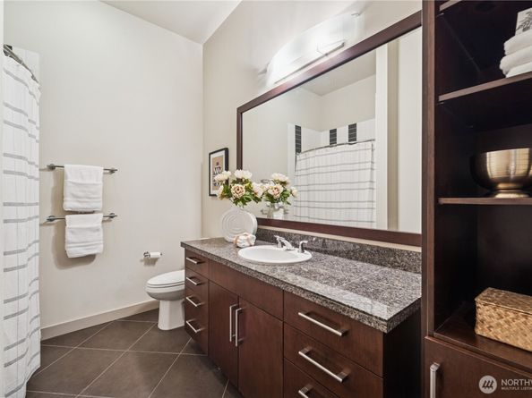 900 Lenora Street W203, Seattle WA 98121
