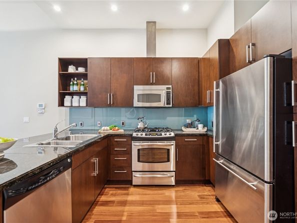 900 Lenora Street W203, Seattle WA 98121