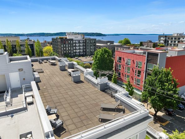 520 2nd Avenue W 406, Seattle WA 98119