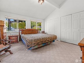 1111 S 274th Place, Des Moines WA 98198