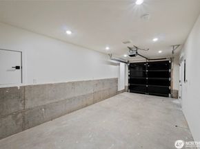 7741 15th Avenue NE A, Seattle WA 98115