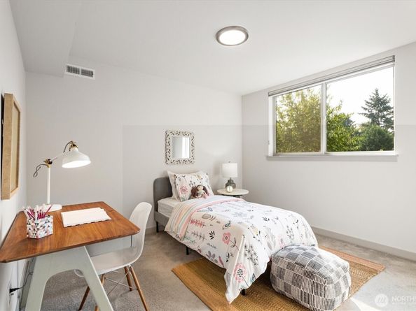 12004 40th Avenue NE, Seattle WA 98125