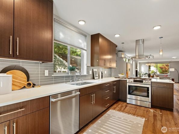 12004 40th Avenue NE, Seattle WA 98125