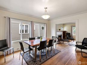 5020 7th ave ne, Seattle WA 98105