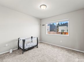 957 Timberline Avenue, Bremerton WA 98312
