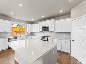 957 Timberline Avenue, Bremerton WA 98312