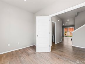 957 Timberline Avenue, Bremerton WA 98312