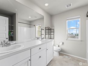 957 Timberline Avenue, Bremerton WA 98312