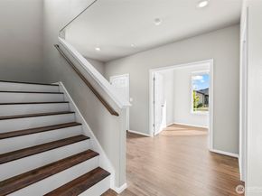 957 Timberline Avenue, Bremerton WA 98312
