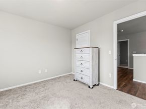 957 Timberline Avenue, Bremerton WA 98312