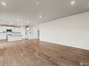 957 Timberline Avenue, Bremerton WA 98312