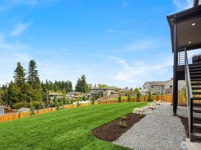 22303 Old Poplar Way SW, Brier WA 98036