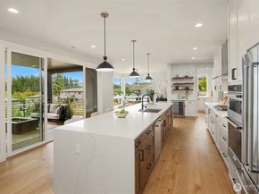 22303 Old Poplar Way SW, Brier WA 98036