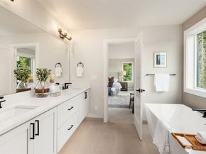 22303 Old Poplar Way SW, Brier WA 98036