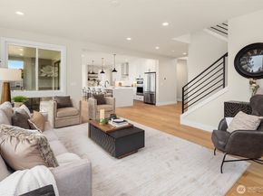 22303 Old Poplar Way SW, Brier WA 98036