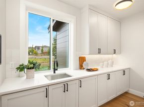 22303 Old Poplar Way SW, Brier WA 98036