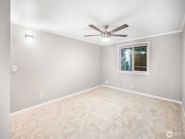 2400 E Howell Street G, Seattle WA 98122