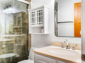 2400 E Howell Street G, Seattle WA 98122