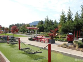 807 5th Place NE, Issaquah WA 98029