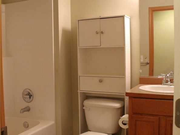807 5th Place NE, Issaquah WA 98029