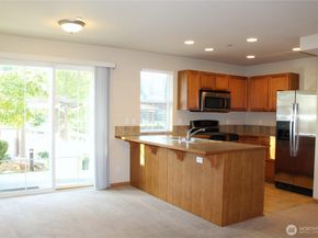 807 5th Place NE, Issaquah WA 98029