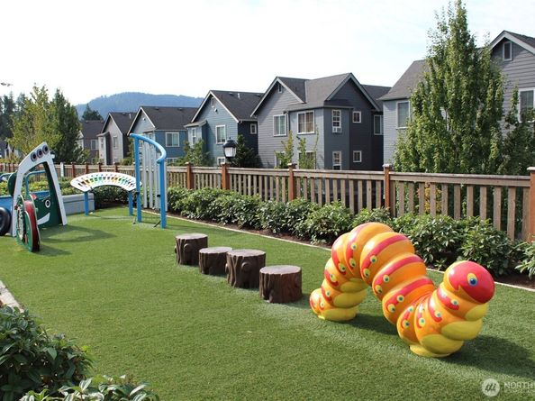 807 5th Place NE, Issaquah WA 98029