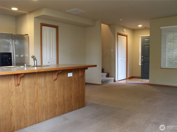 807 5th Place NE, Issaquah WA 98029