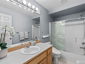 20111 29th Avenue SE, Bothell WA 98012