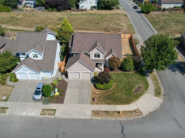 20111 29th Avenue SE, Bothell WA 98012