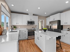 20111 29th Avenue SE, Bothell WA 98012