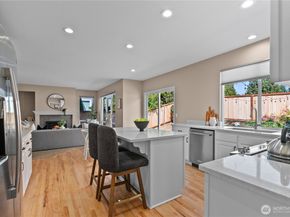 20111 29th Avenue SE, Bothell WA 98012