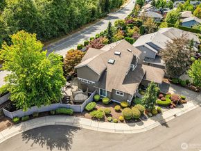 25417 NE 3rd Place, Sammamish WA 98074