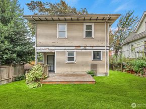1814 E Cherry Street, Seattle WA 98122