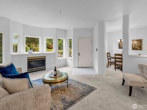 4212 221st Place SE 1561, Issaquah WA 98029