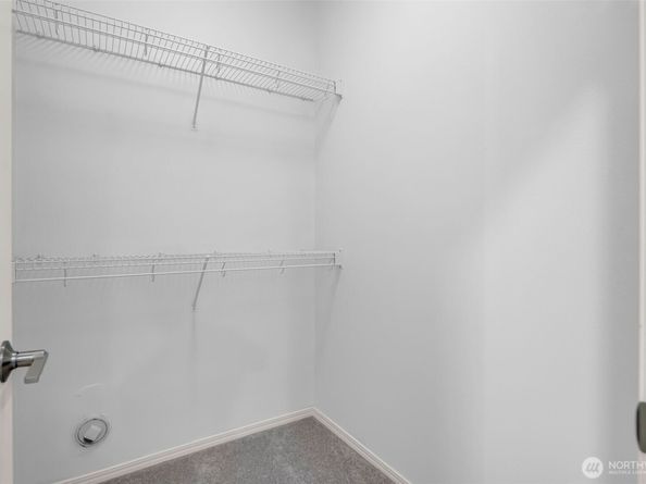 4212 221st Place SE 1561, Issaquah WA 98029