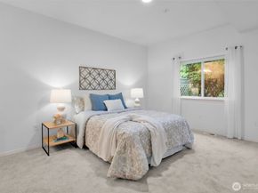 4212 221st Place SE 1561, Issaquah WA 98029