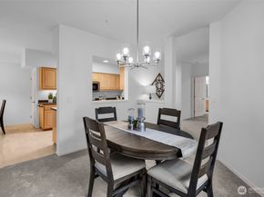 4212 221st Place SE 1561, Issaquah WA 98029