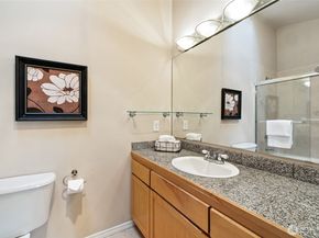 1512 NW 57th St B, Seattle WA 98107
