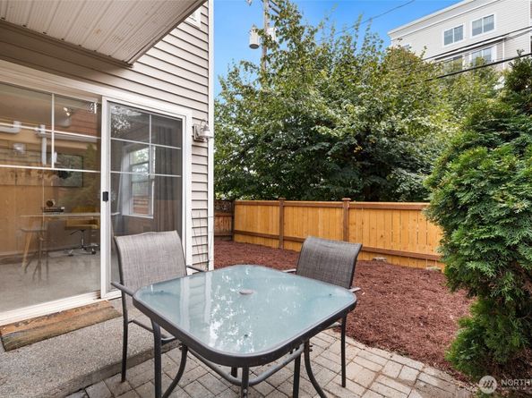 1512 NW 57th St B, Seattle WA 98107