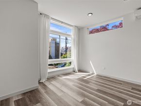 2422 C NW 60th Street, Seattle WA 98107