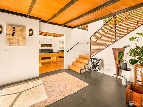 1031 NW Elford Drive, Seattle WA 98177
