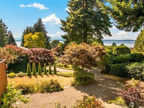 1031 NW Elford Drive, Seattle WA 98177