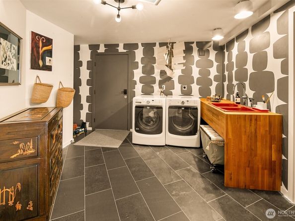 1031 NW Elford Drive, Seattle WA 98177
