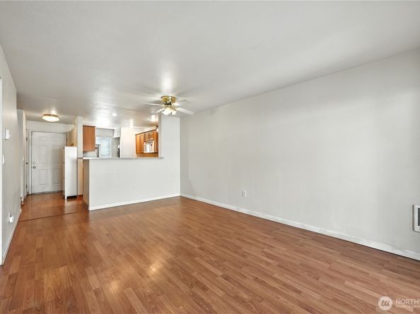 2100 S 336th Street H2, Federal Way WA 98003