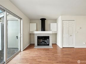 2100 S 336th Street H2, Federal Way WA 98003