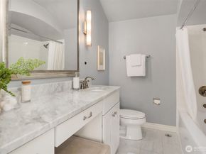 2538 Westmont Way W, Seattle WA 98199